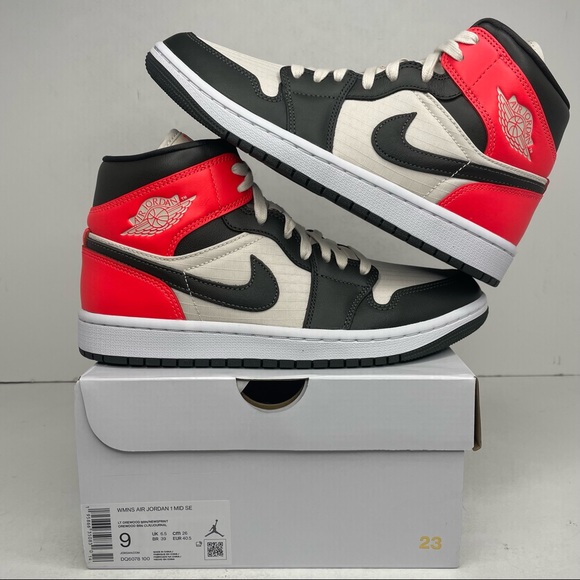 Nike Air Jordan 1 Retro Mid SE WMNS “Newsprint/Light Orewood” NEW 2022